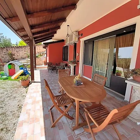 Santa Sofia By Holidayngo Bed and Breakfast Paravati