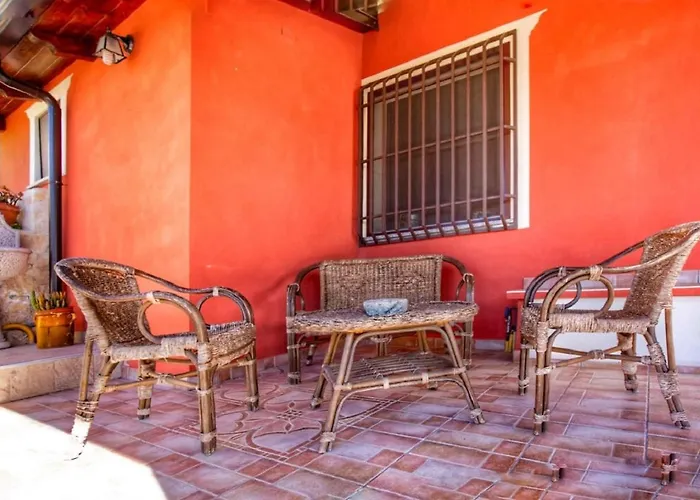 Santa Sofia By Holidayngo Paravati